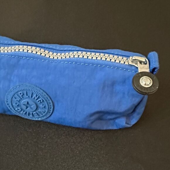 NWT Kipling Royal Blue Pouch w/ Monkey Keychain - Picture 4 of 14